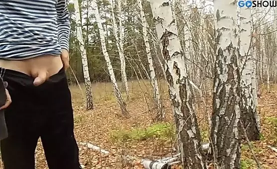 Outdoor Amateur Milf Couple Erection Penis Handjob Cumshots